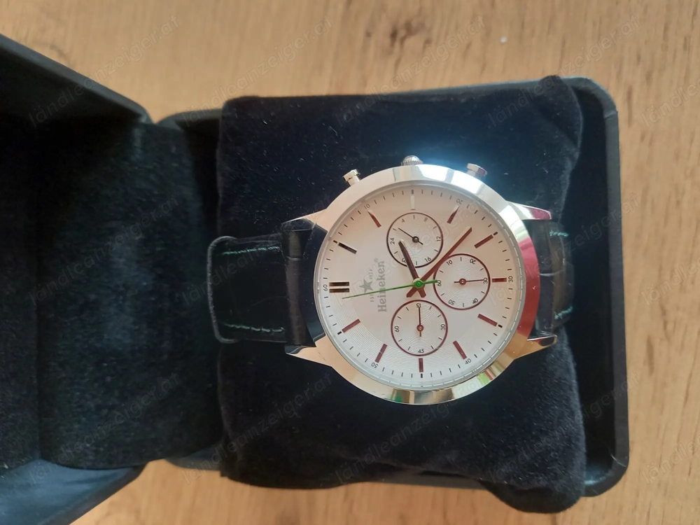 Heineken  Uhr NEU