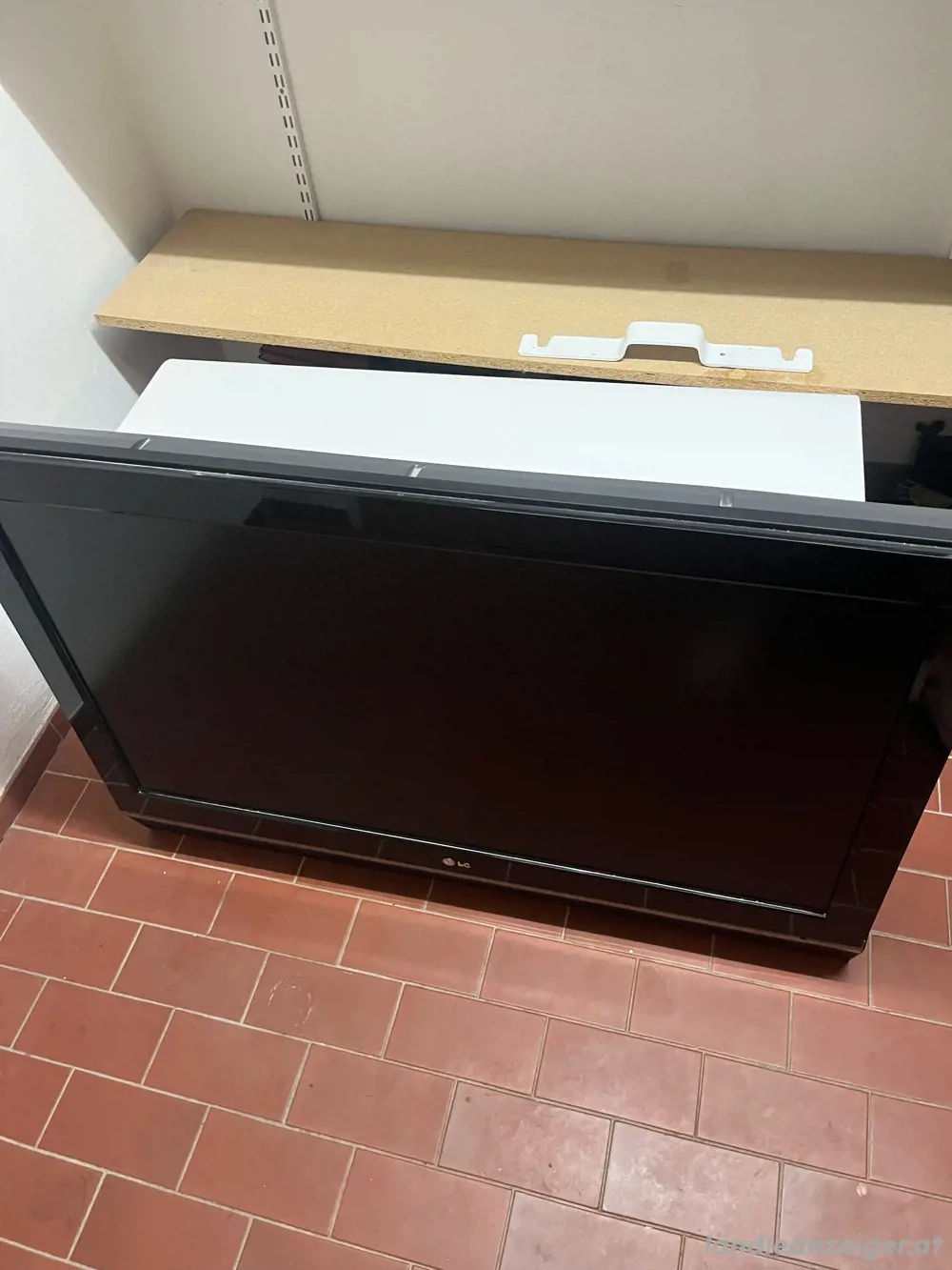 LCD TV zu verschenken