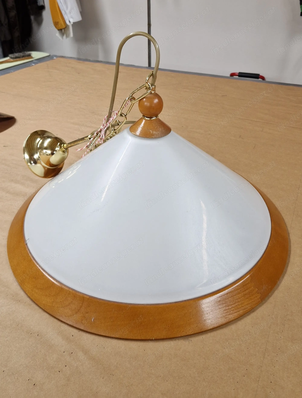 Esstischlampe mit Holz