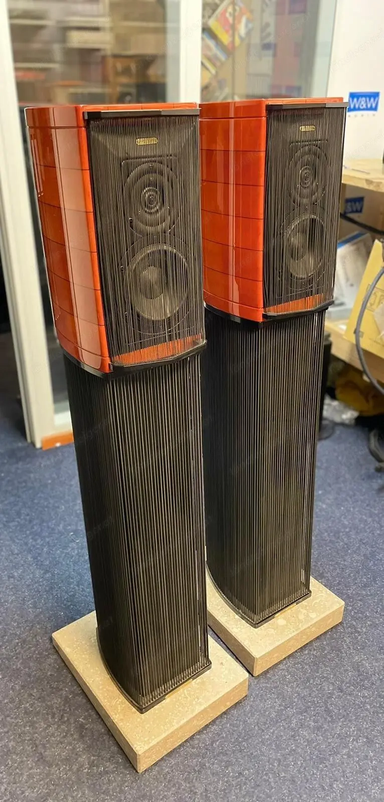 Sonus Faber Guarneri Memento   (We are a Hi-Fi Store. Visit Our web : www.stereotecnica .com )