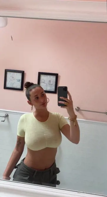 Frau aus dem Brunnen 