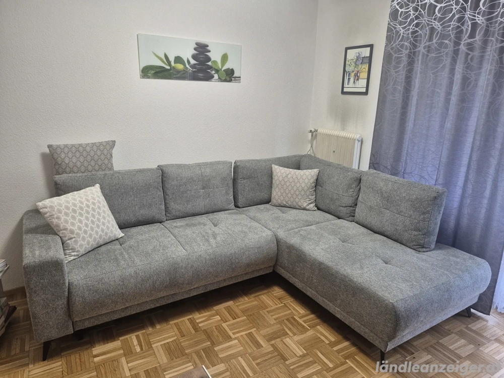 Ecksofa ausziehbar ! erst 3 Monate alt!
