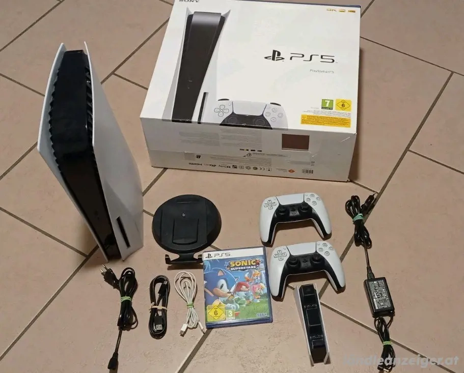 Sony PlayStation 5 Ps5 + 2 controller 