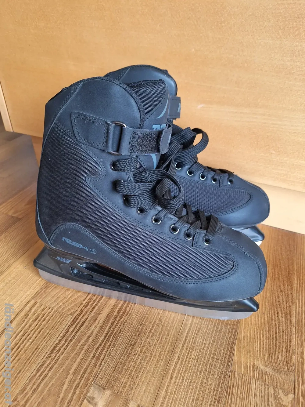 Schlittschuhe, Eishockeyschuhe, Gr. 44