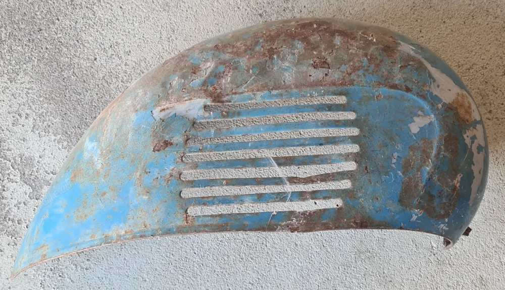 Vespa Deckel Backe rechts VNA VNB VBA Seitenbacke Kotflügel