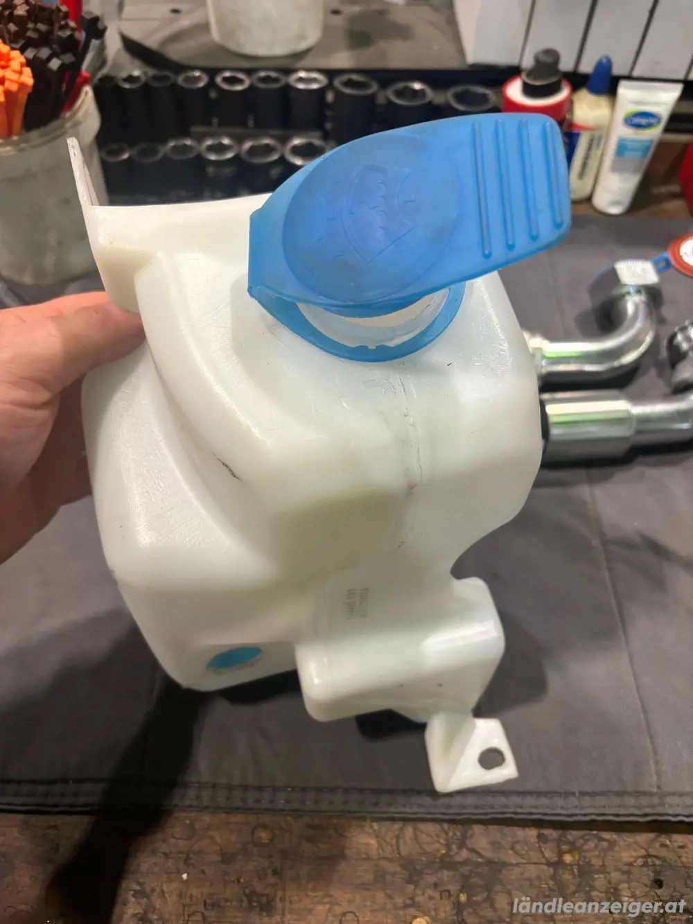 Waschbehälter Golf 4