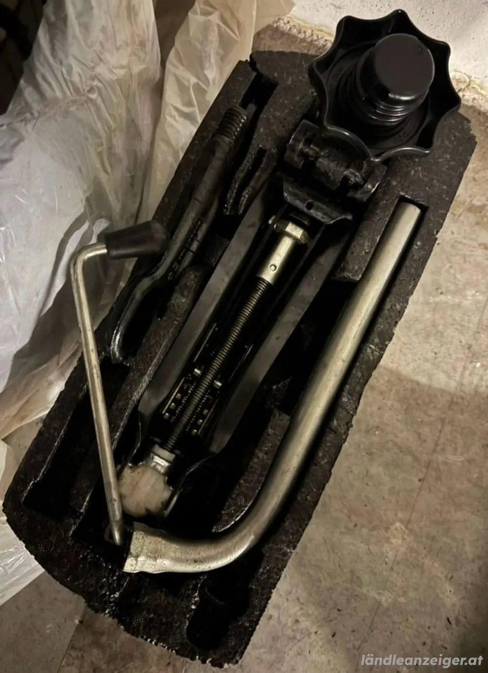 Bordwerkzeug Wagenheber 