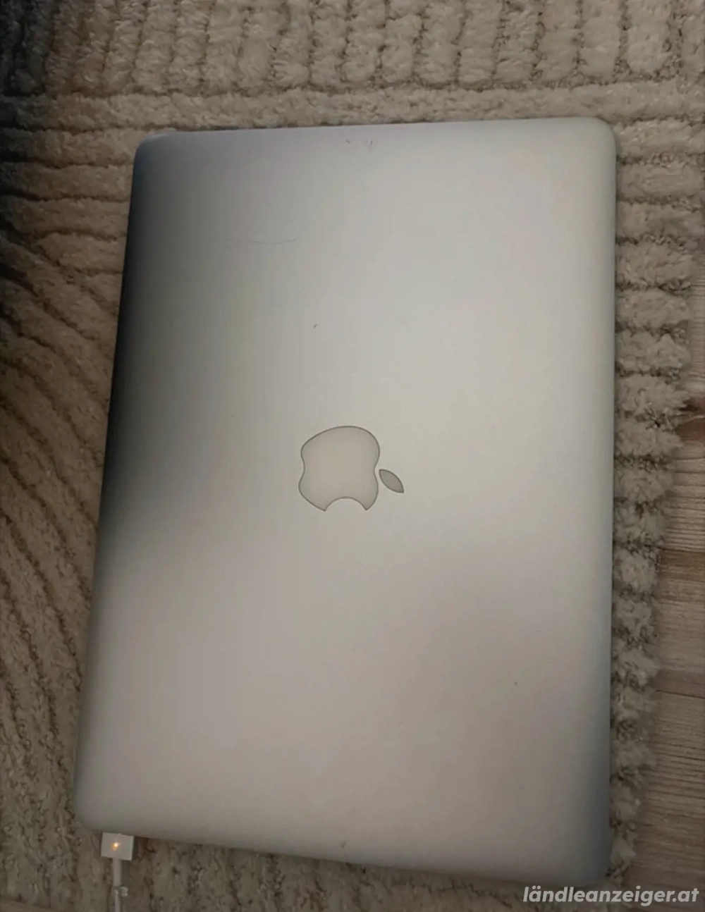 MacOS Air (13 Inch ) Big Sur Version 11.2.3