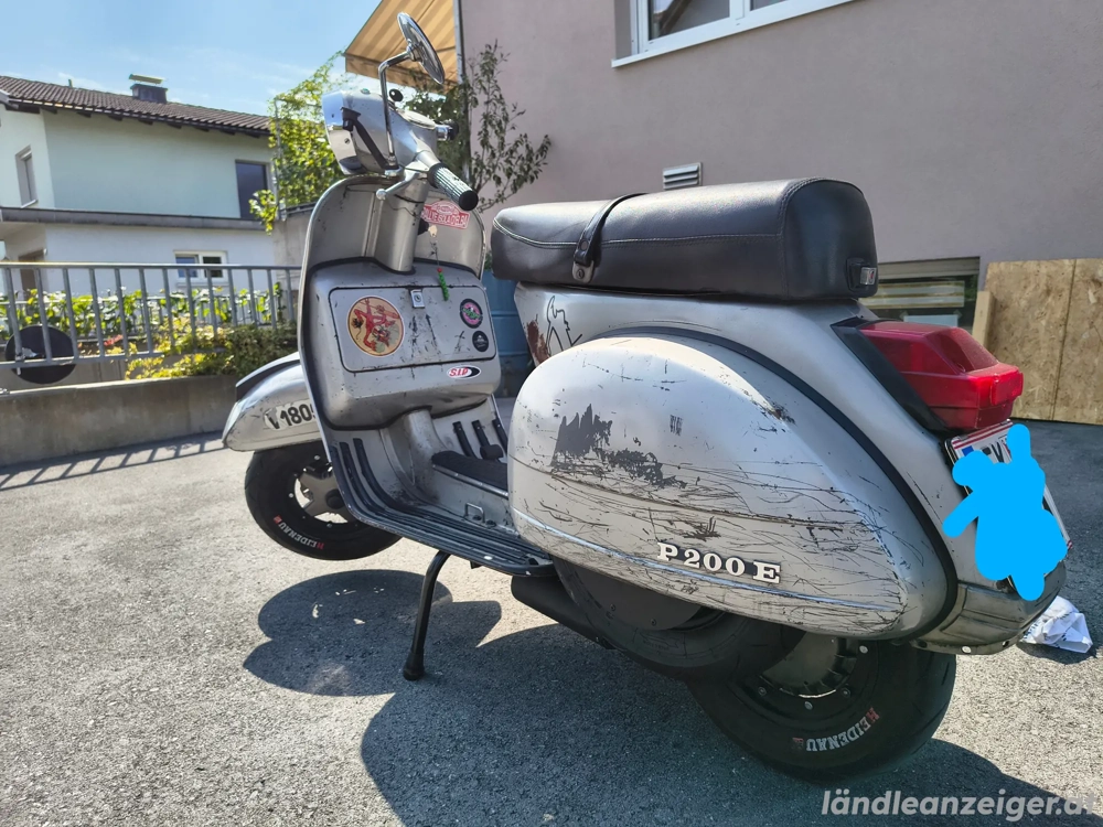 Motovespa DS 200 mit vielen Eintragungen 