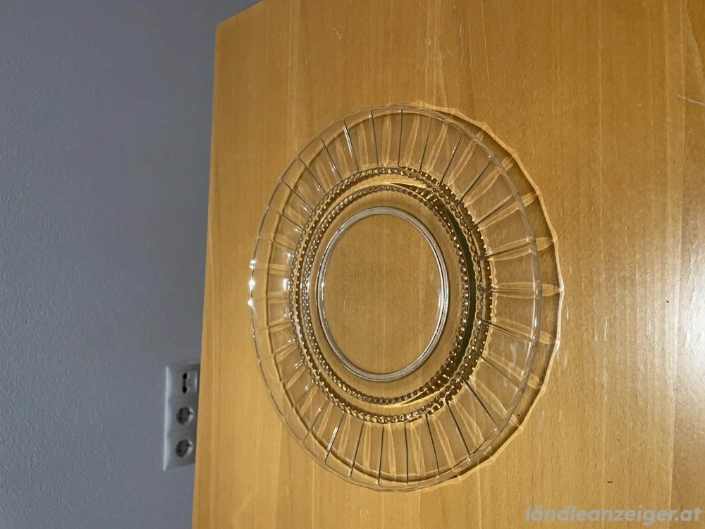 Servier- oder Kuchenteller