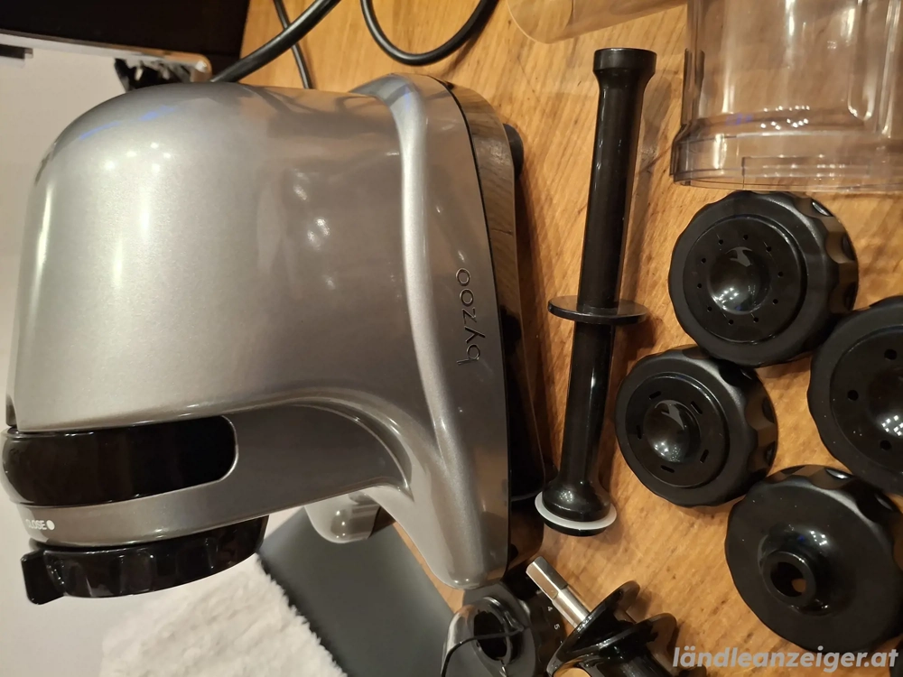 Entsafter   Nudelmaschine, Byzoo horizontal slowjuicer rhino series