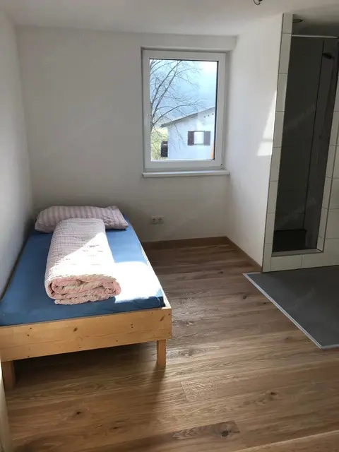 WG Zimmer in Frastanz möbliert