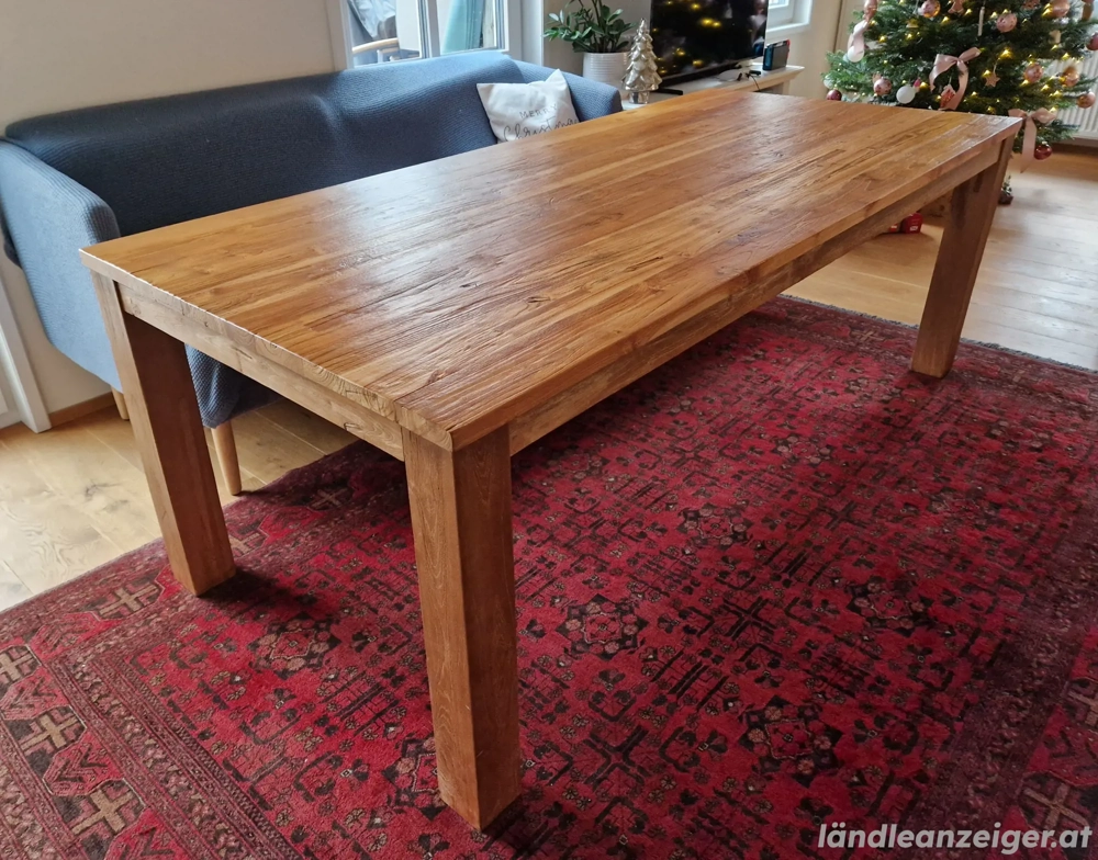 Esstisch Eiche massiv 