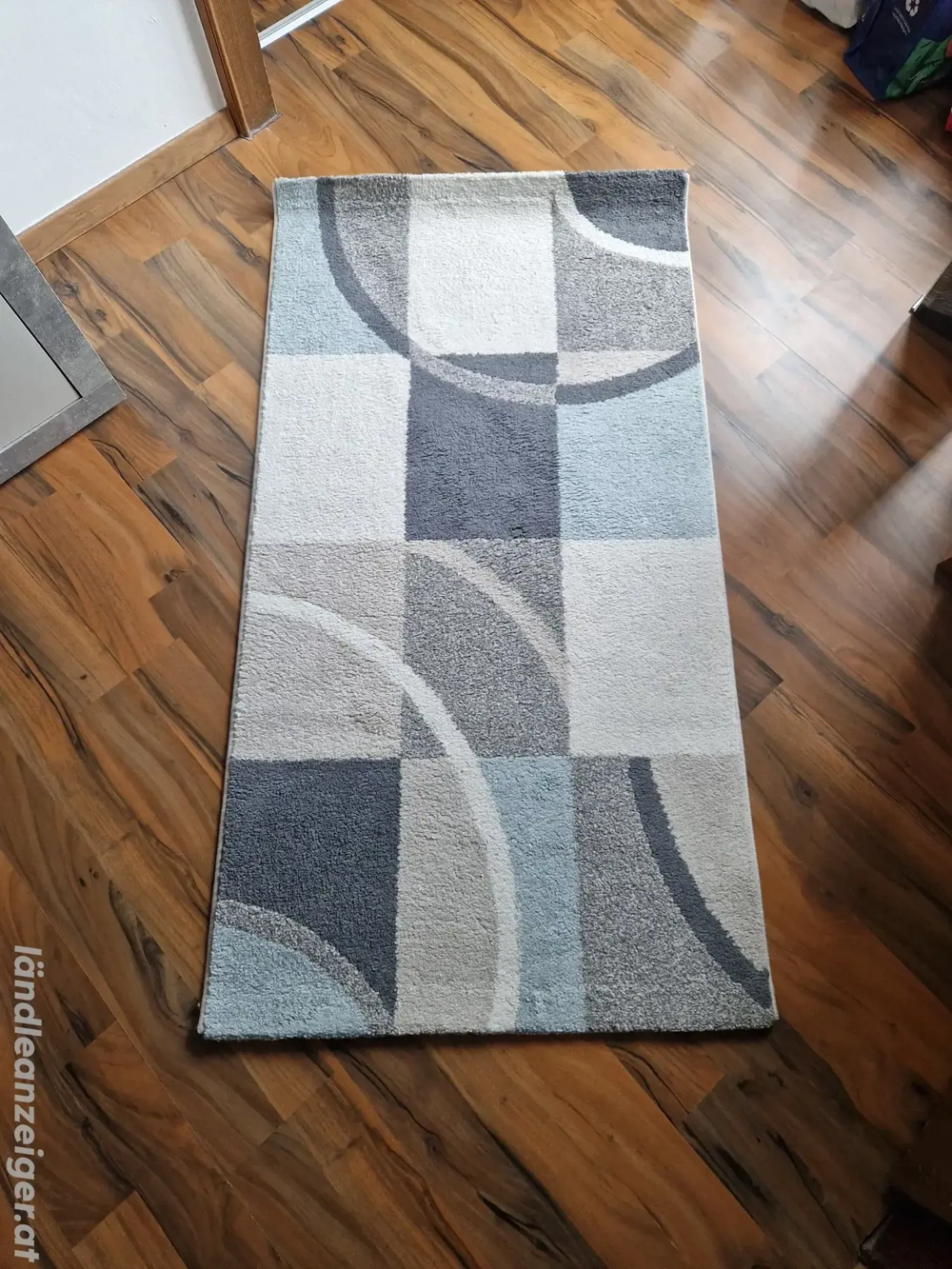 3 Teppiche im Set zu verkaufen   nur 50 !