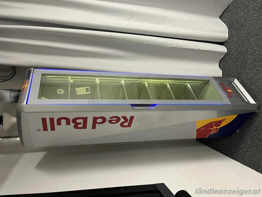 Red Bull Kühlschraank