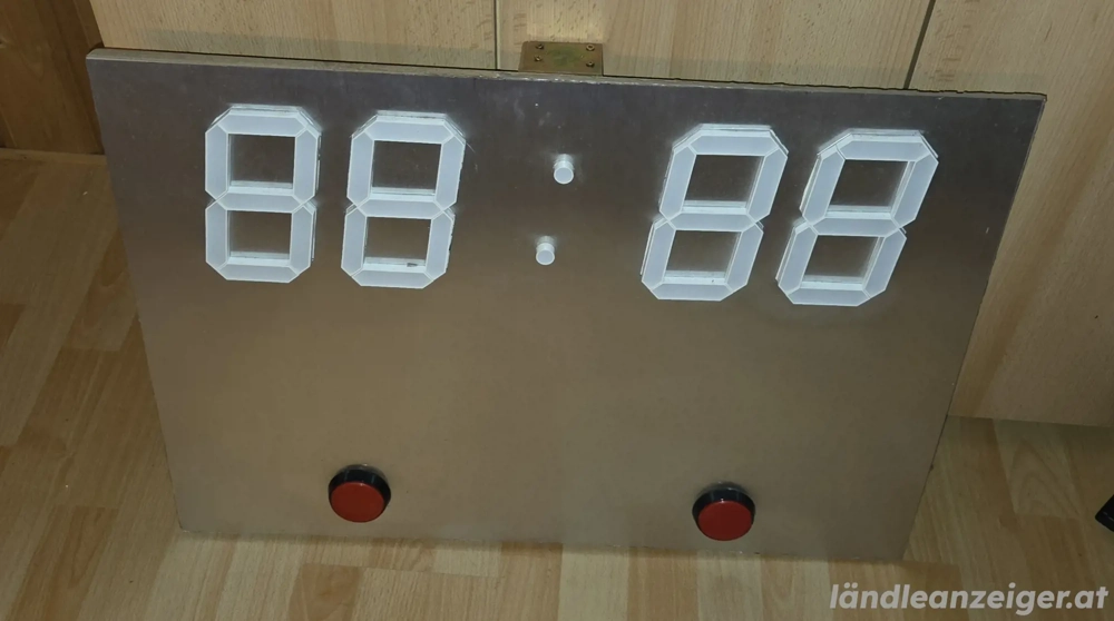 LED Anzeigetafel Eigenbau