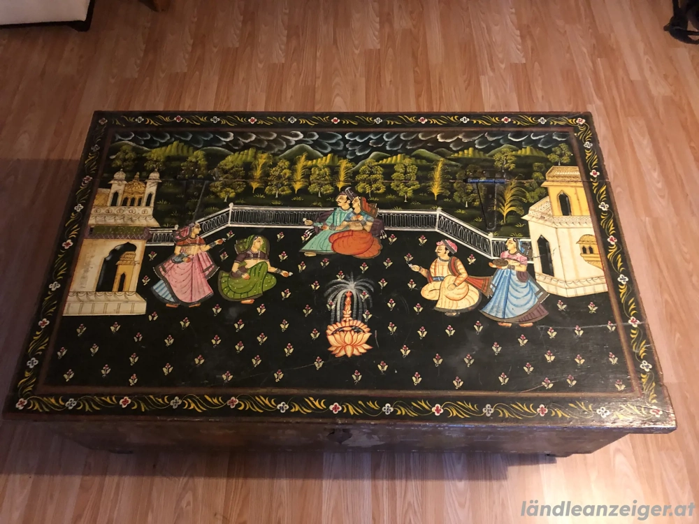 Antike Truhe, India Style