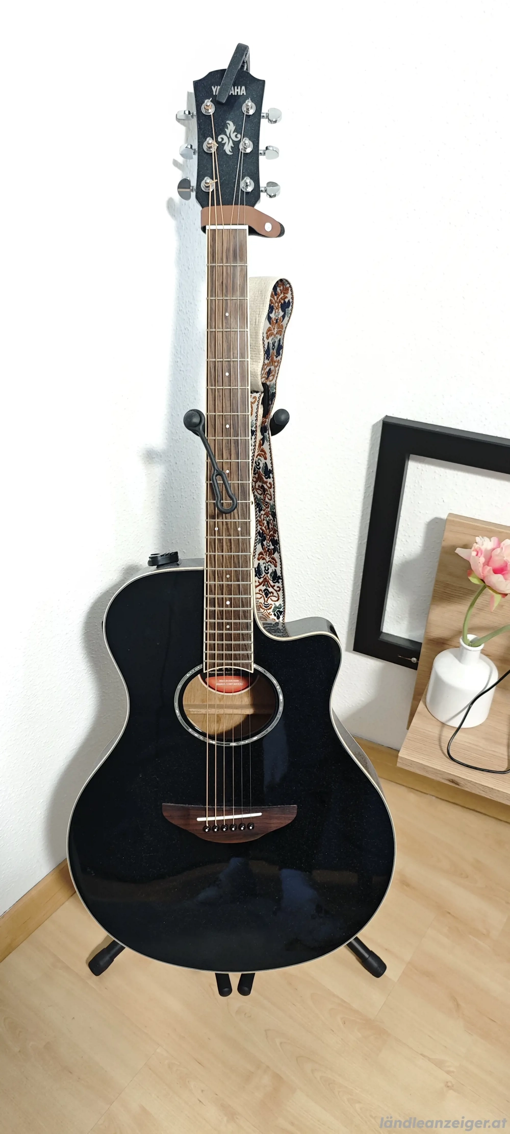Yamaha APX 600 Gitarre