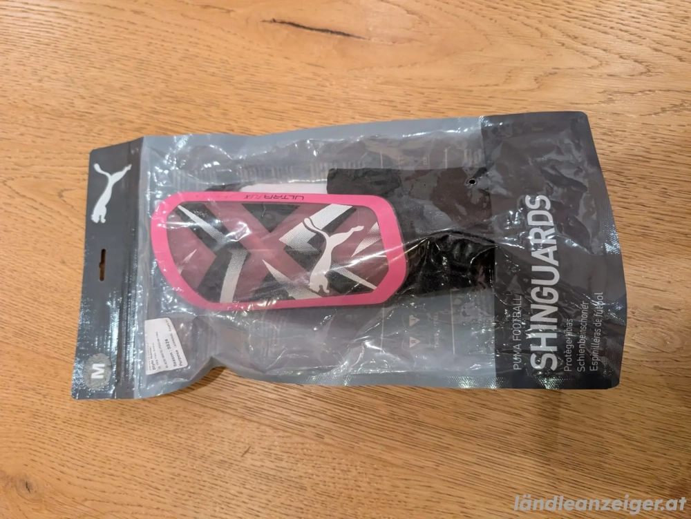 Puma Fußball Schienbeinschoner   Ultra Flex Ankle   SAMPLE   Größe M