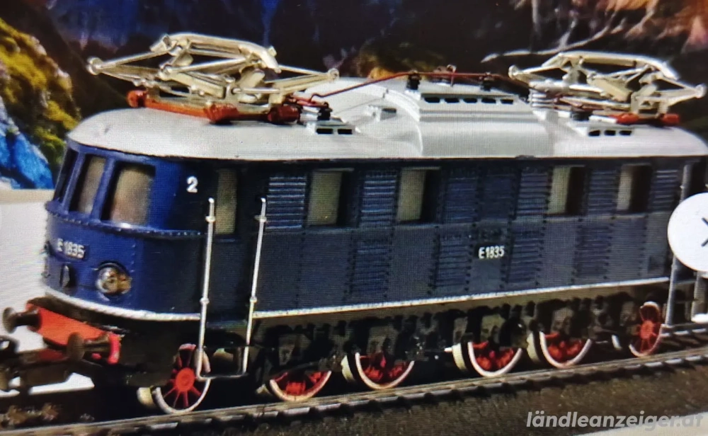 Märklin E Lok 3024 E-18 35