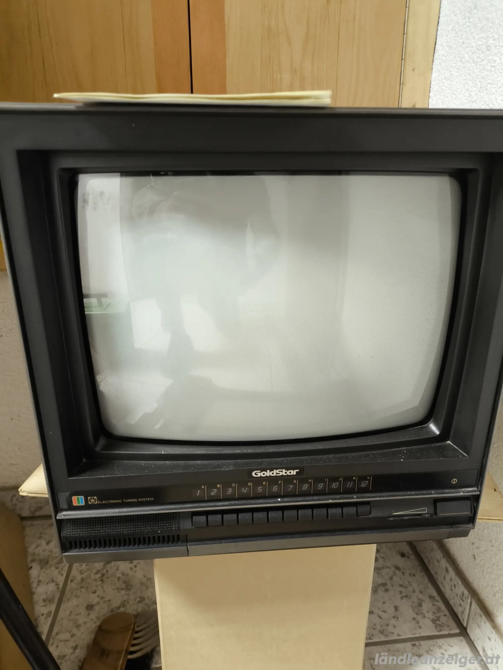 Rarität... OLDI...  kleiner GOLD STAR Portable Color-Fernseher mit Bedienungsanleitung