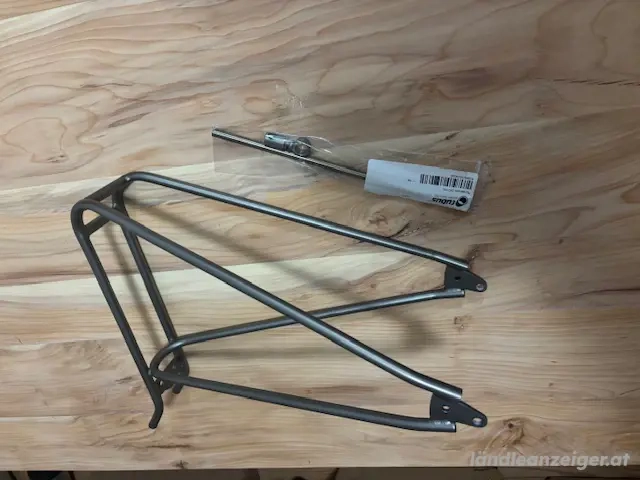 Gepäckträger aus leichtem Titan - Tubus Airy