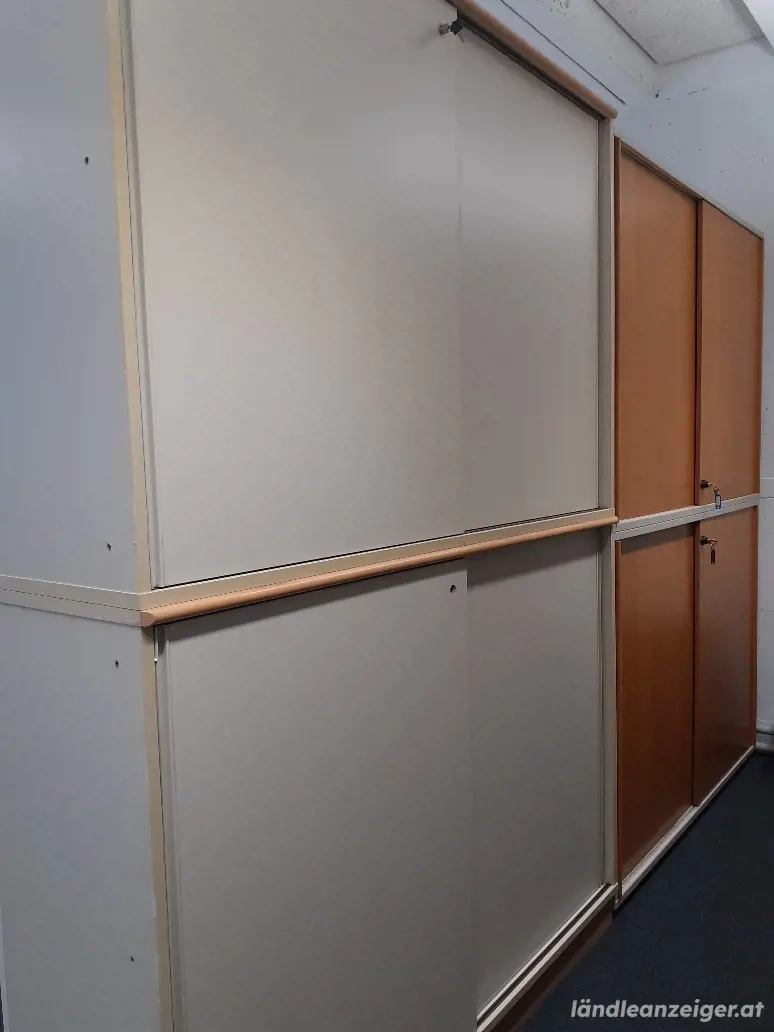Büroschränke mit Schiebetüre 4 Stk.