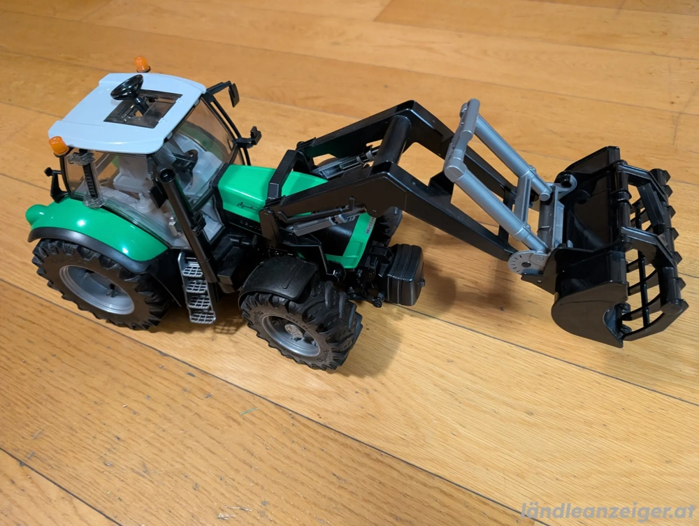 Bruder Deutz Agrotron x720