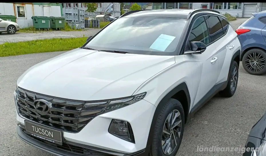 Hyundai Tucson mit Anhängerkupplung 