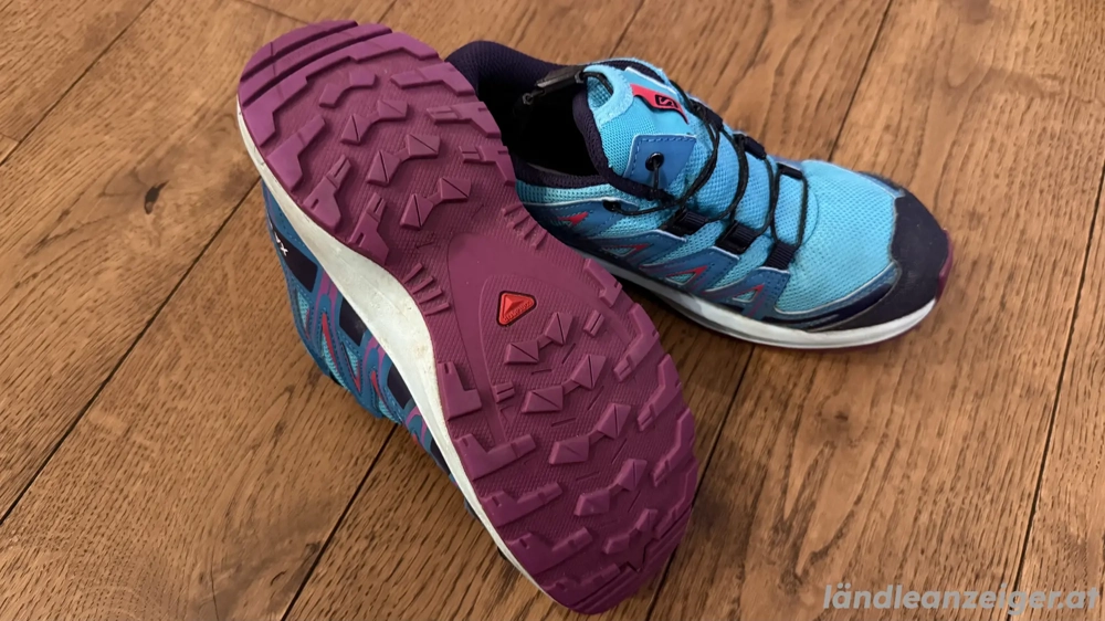 Salomon Wanderschuhe 35