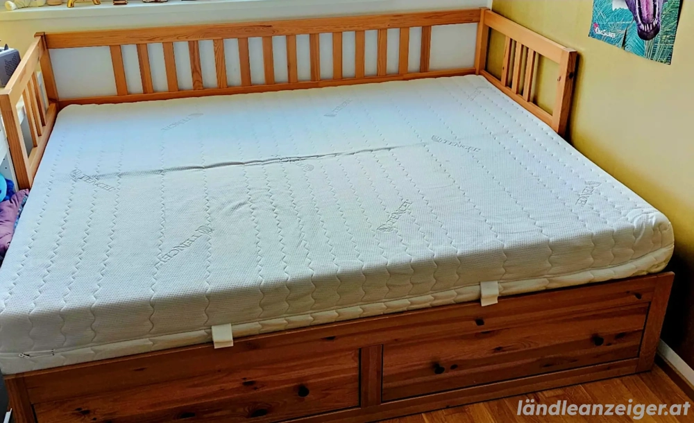 IKEA Einzel- oder Doppelbett inkl. Matratze