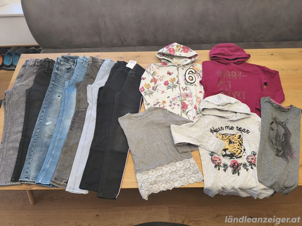 Mädchenkleidung gr. 146 152