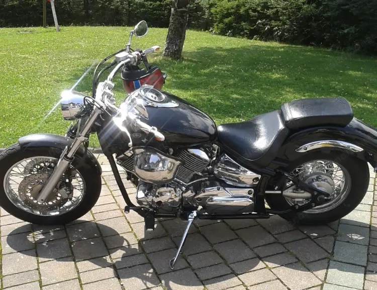 Sehr schöne Yamaha xvs 1100 Drak star