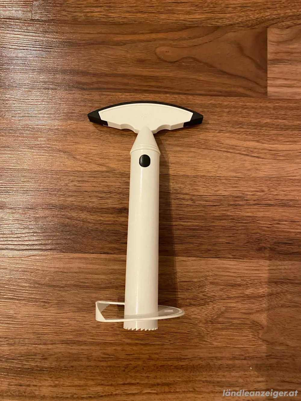 Ananas Schneider   Schäler