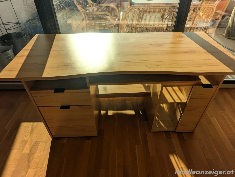 Schreibtisch Jahnke Cuuba Club