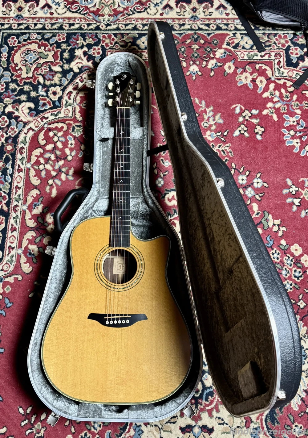 Furch D 24 SR CUT + L.R. Baggs Anthem + Originalkoffer