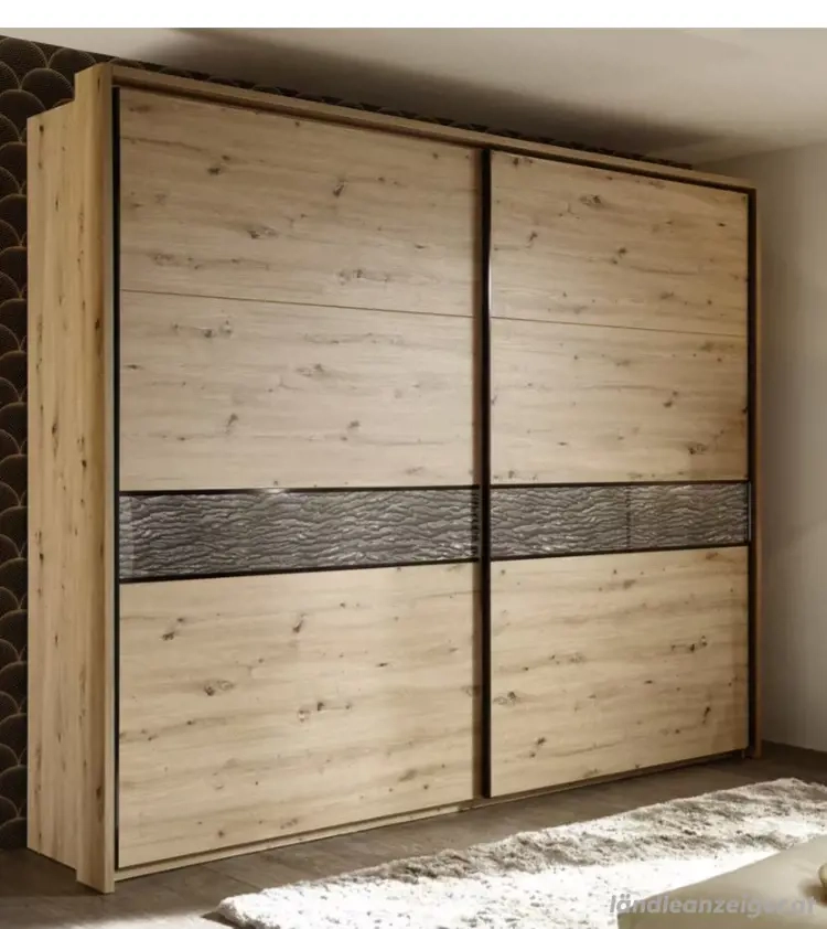 Schiebetürenschrank