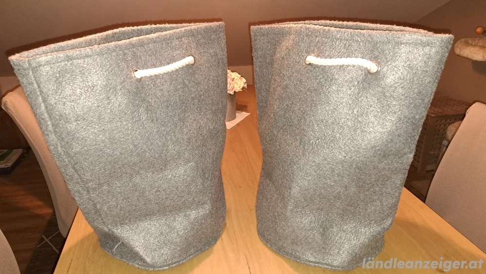 2 große Filzbeutel Taschen