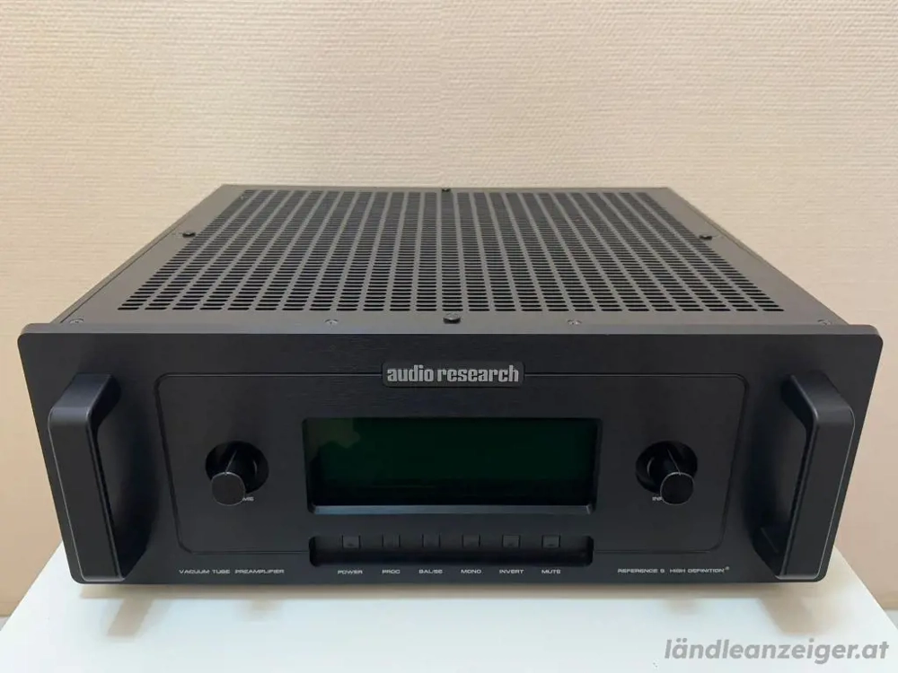 Audio Research Reference 5  (We are a Hi-Fi Store. Visit Our web : www.stereotecnica .com )