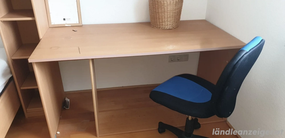 Schreibtisch inkl. Stuhl