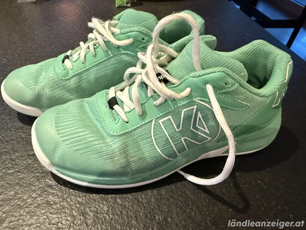 Hallenschuhe Handballschuhe Größe 37