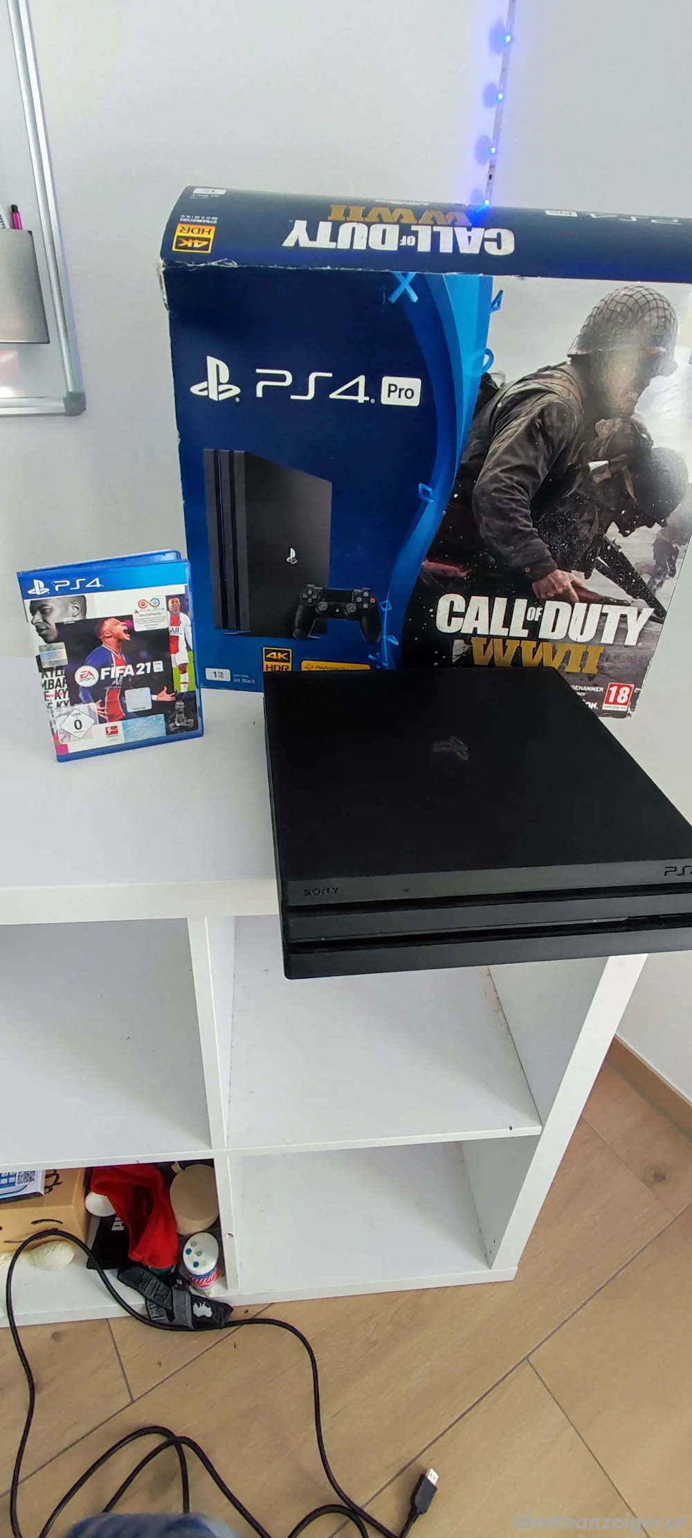 Playstation 4 Pro wie NEU