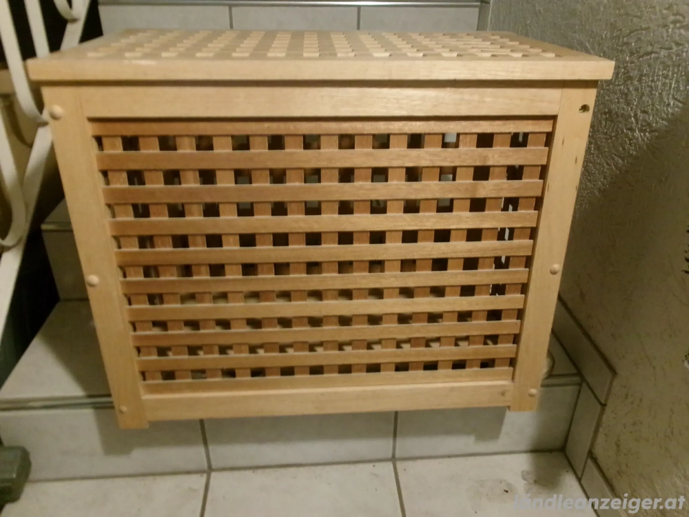 Wäschekorb aus Holz 