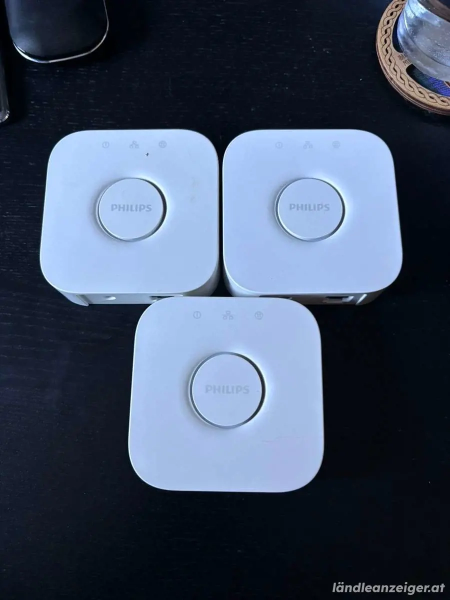 3 x Philips Hue Bridge