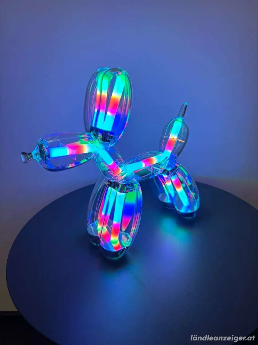 Balloon Dog Lamp by Jeff Koons
