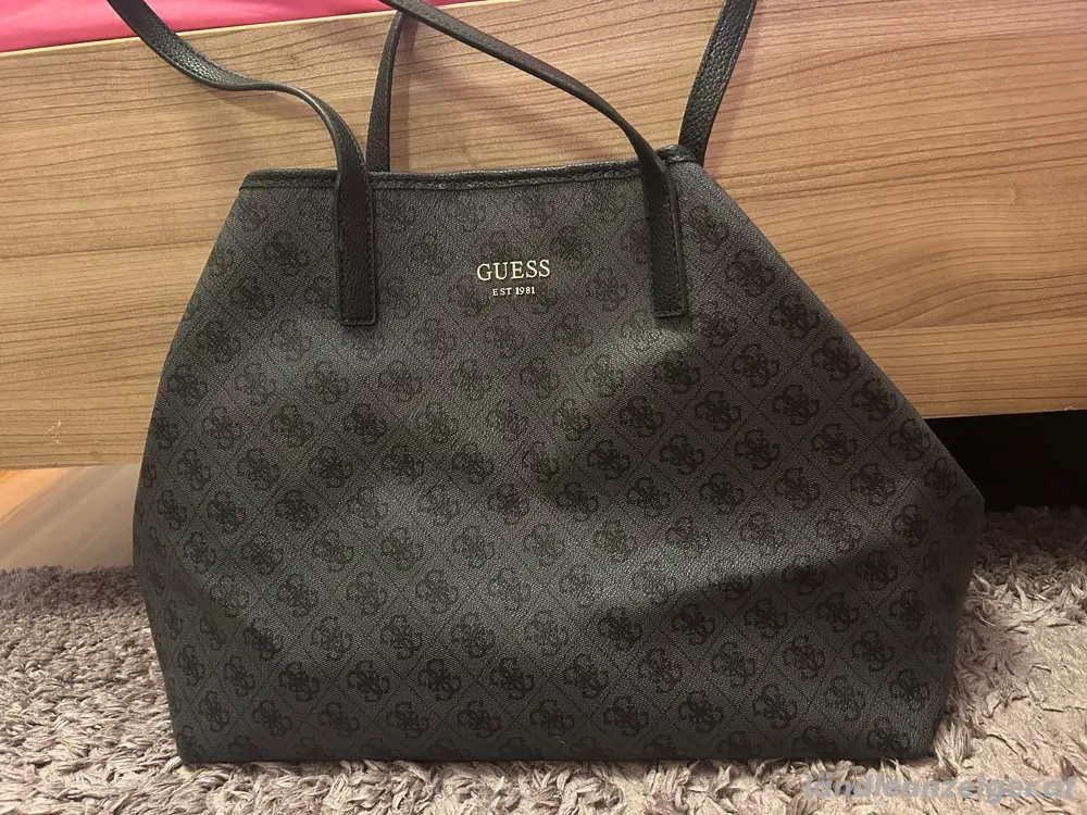 Guess Tasche