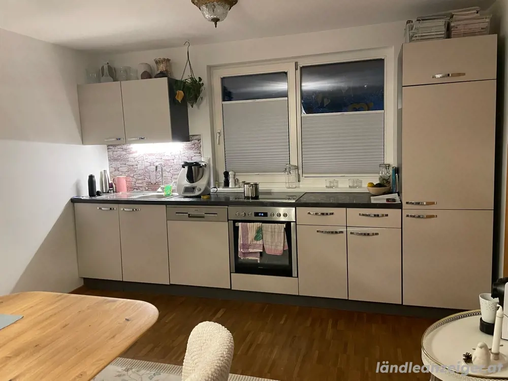 Küchenblock mit Elektrogeräte zu verschenken