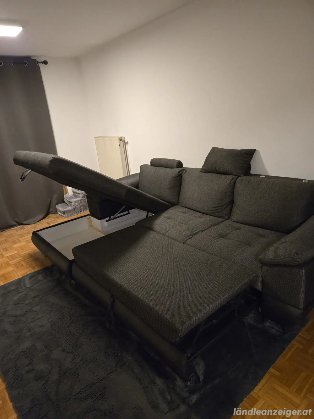 Couch mit Schlaffunktion zu verkaufen