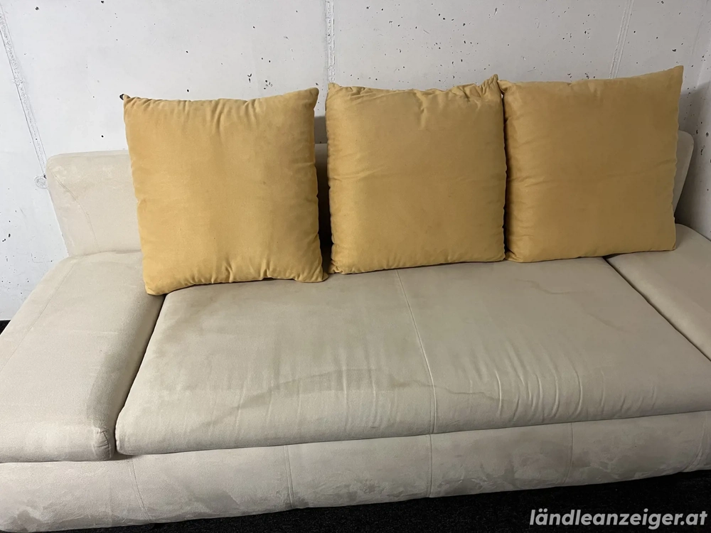 Ausziehbare Schlafcouch