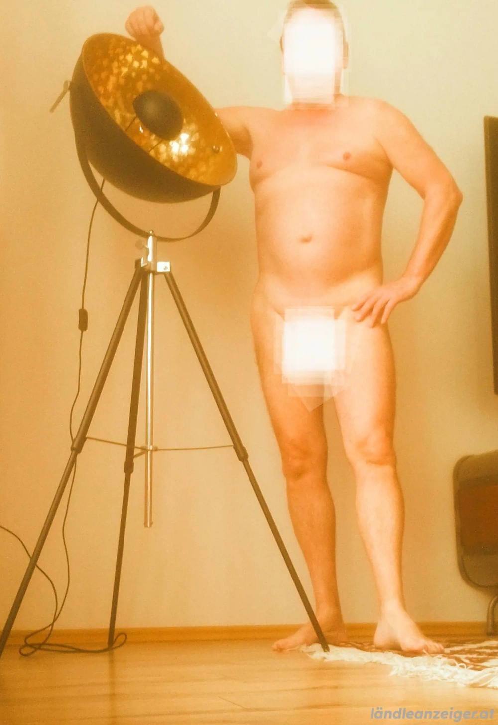 Erotische Massage mit sexuellen Elementen